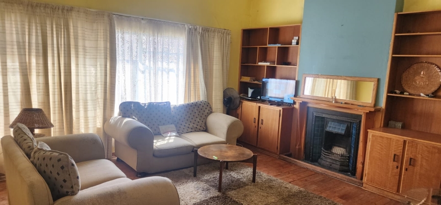 5 Bedroom Property for Sale in Heilbron Free State